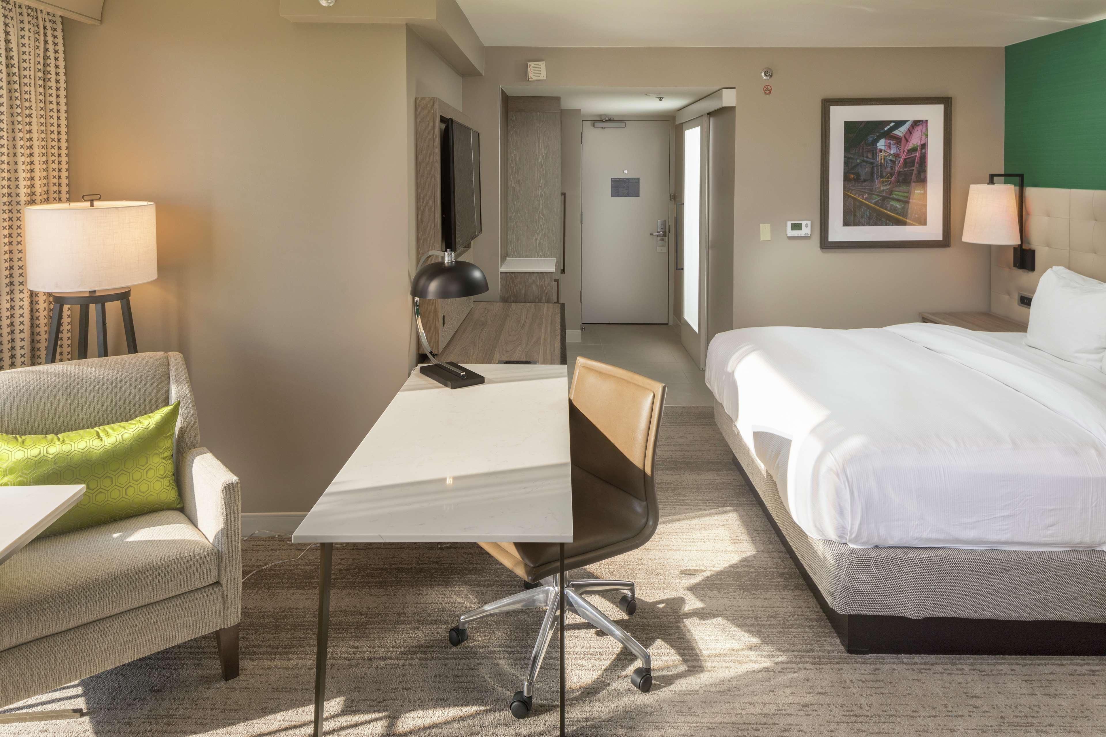 ฮิลตัน เบอร์มิงแฮม แอต ยูนิเวอร์ซิตี้ ออฟ อลาบามา แอต เบอร์มิงแฮม Hotel ภายนอก รูปภาพ