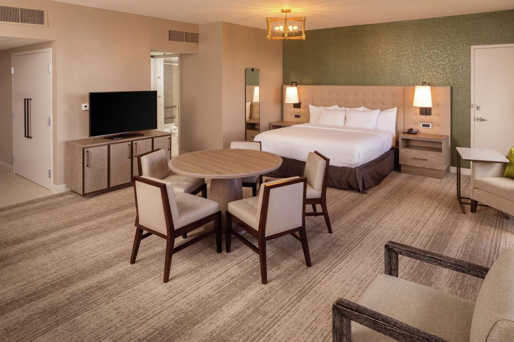 ฮิลตัน เบอร์มิงแฮม แอต ยูนิเวอร์ซิตี้ ออฟ อลาบามา แอต เบอร์มิงแฮม Hotel ภายนอก รูปภาพ