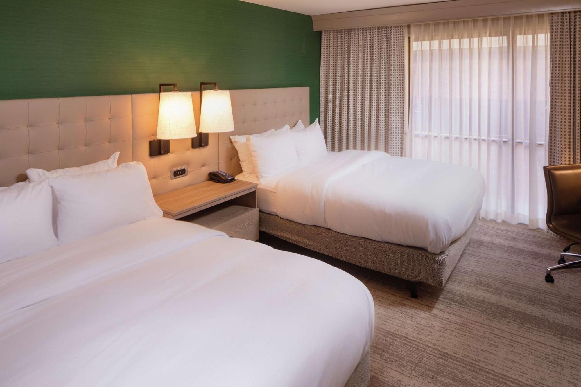 ฮิลตัน เบอร์มิงแฮม แอต ยูนิเวอร์ซิตี้ ออฟ อลาบามา แอต เบอร์มิงแฮม Hotel ภายนอก รูปภาพ