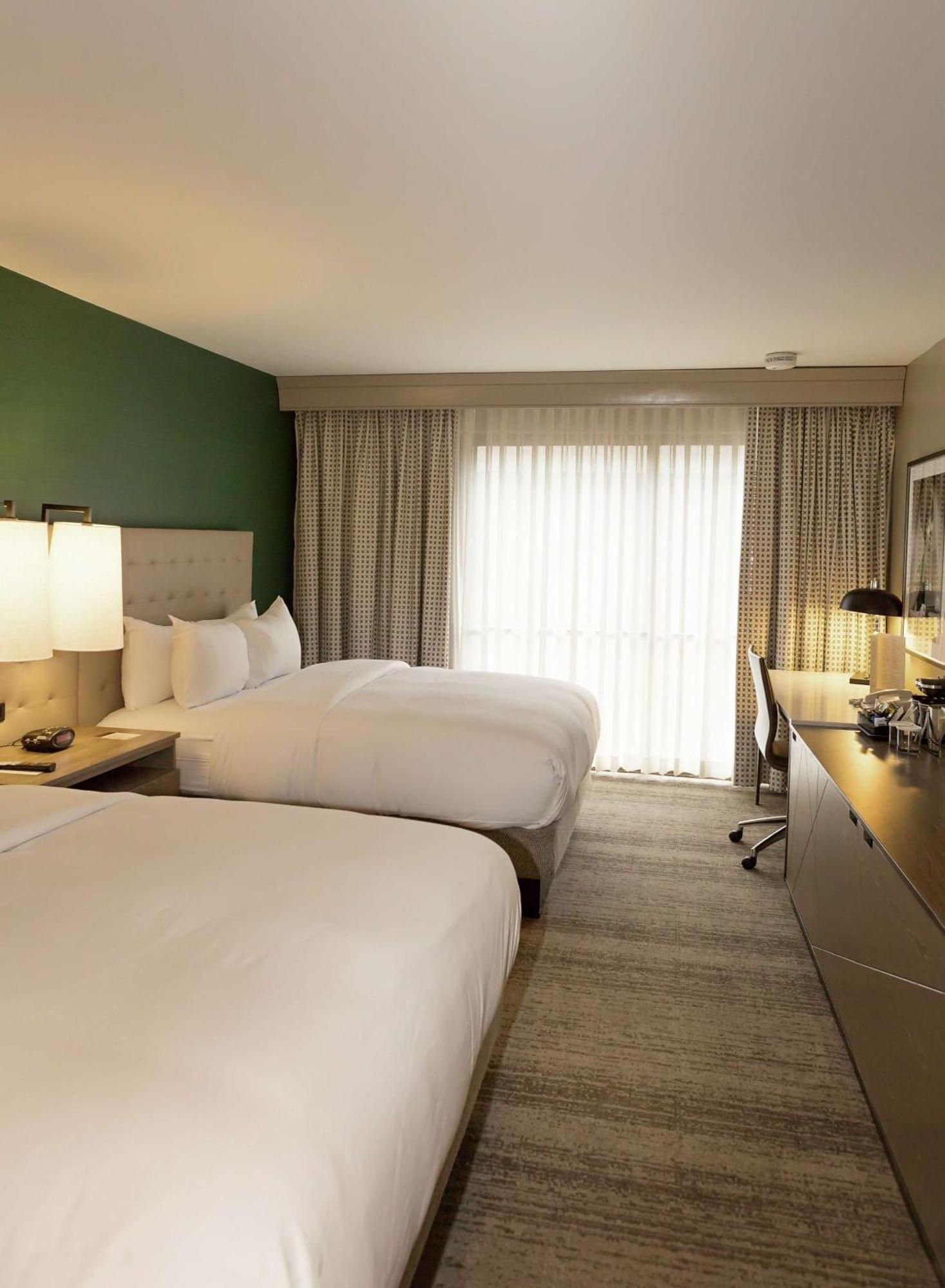 ฮิลตัน เบอร์มิงแฮม แอต ยูนิเวอร์ซิตี้ ออฟ อลาบามา แอต เบอร์มิงแฮม Hotel ภายนอก รูปภาพ