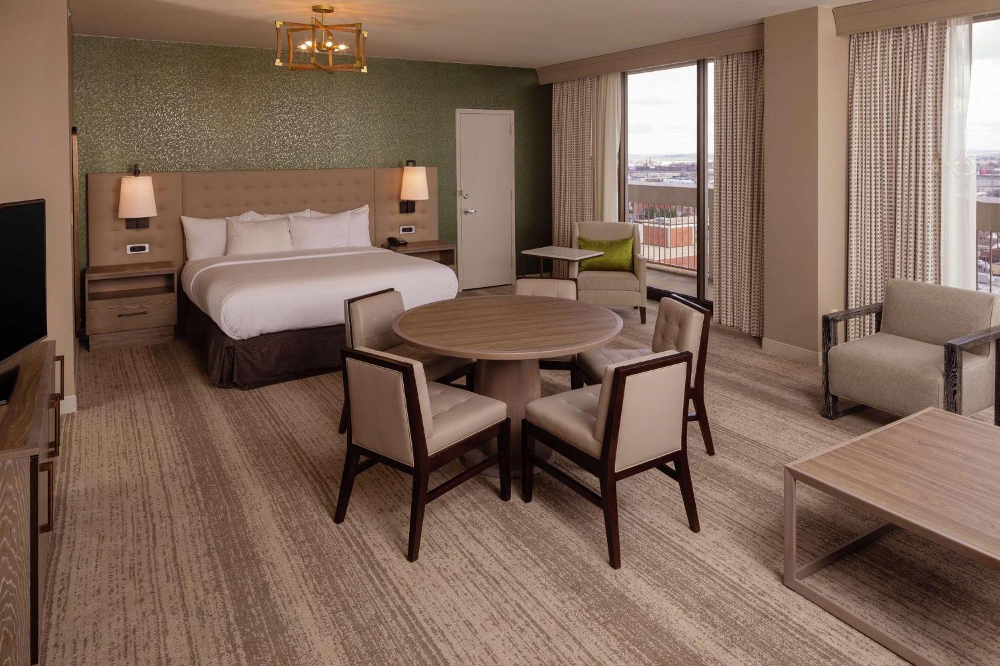 ฮิลตัน เบอร์มิงแฮม แอต ยูนิเวอร์ซิตี้ ออฟ อลาบามา แอต เบอร์มิงแฮม Hotel ภายนอก รูปภาพ